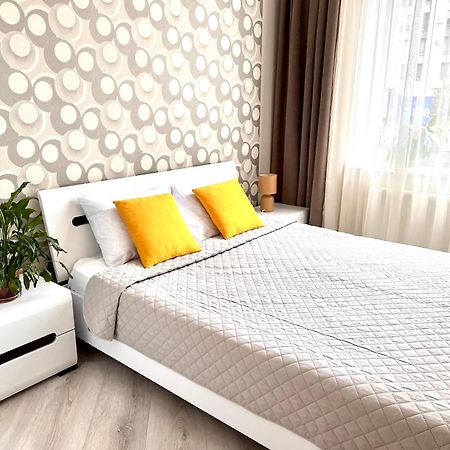 לבוב Osapart Beautiful Apartment In A Complex Semycvit מראה חיצוני תמונה