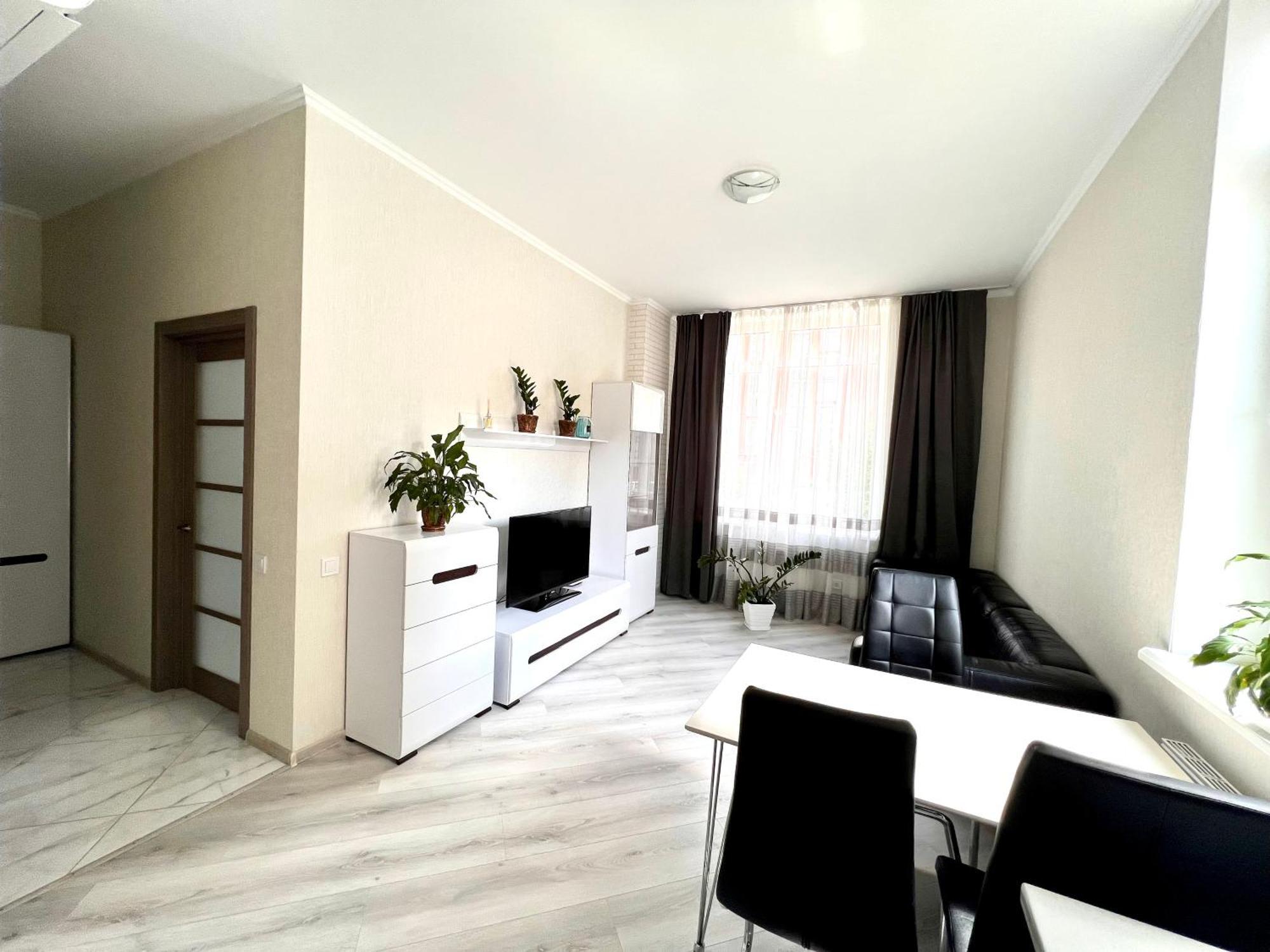 לבוב Osapart Beautiful Apartment In A Complex Semycvit מראה חיצוני תמונה