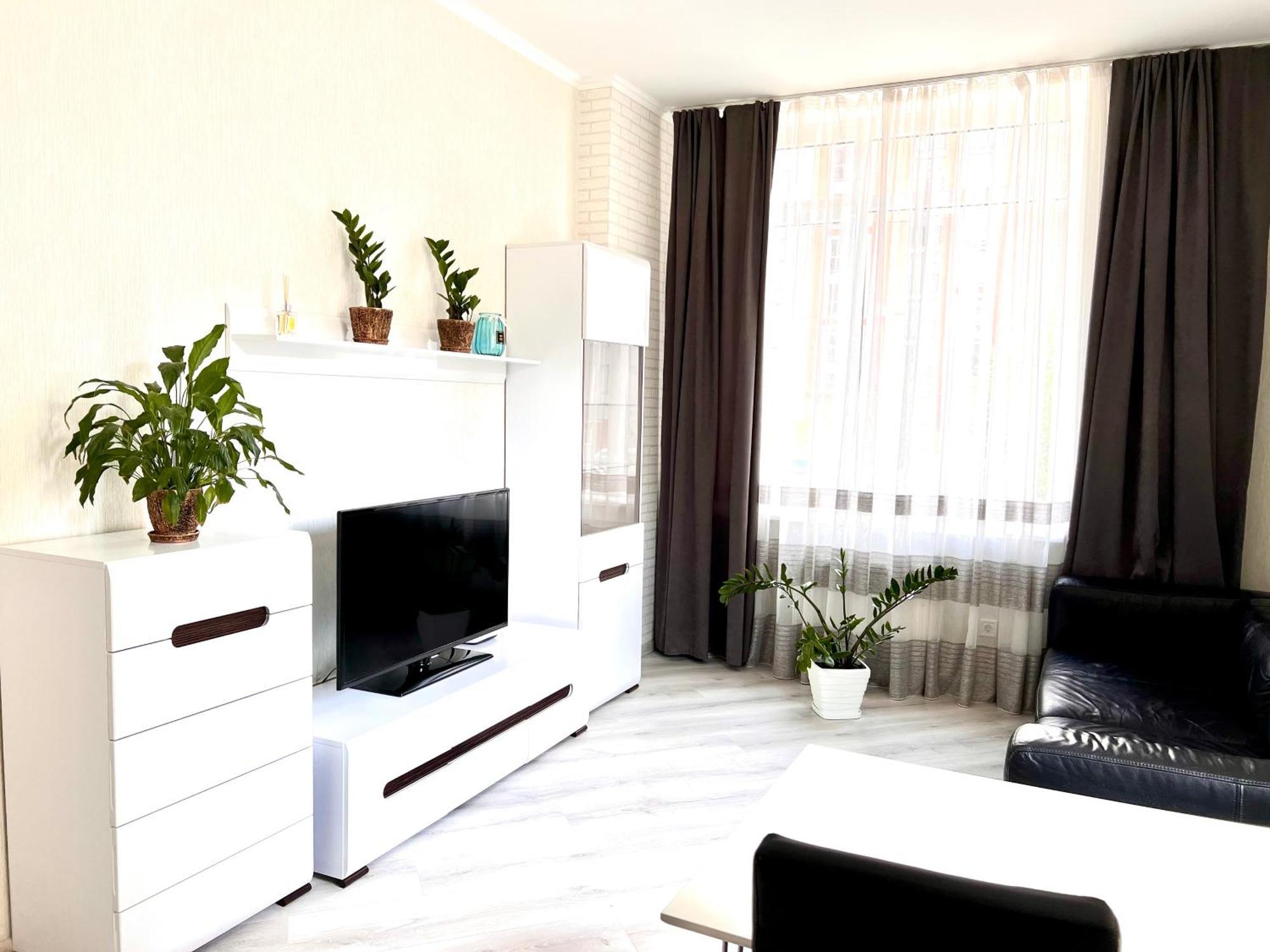 לבוב Osapart Beautiful Apartment In A Complex Semycvit מראה חיצוני תמונה